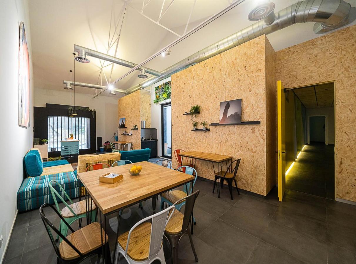 Dpaso Hostel Chantada Ngoại thất bức ảnh
